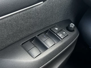 Toyota Yaris – thumbnail 12