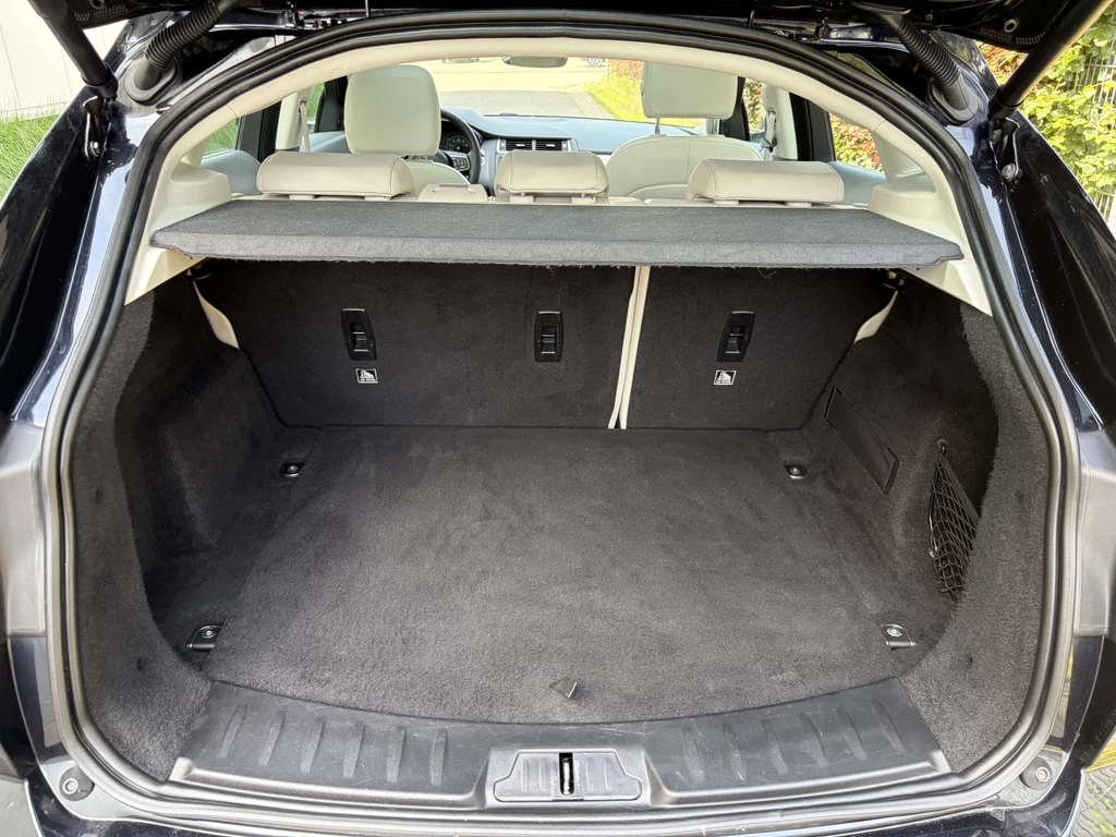 Jaguar E-PACE – foto 27