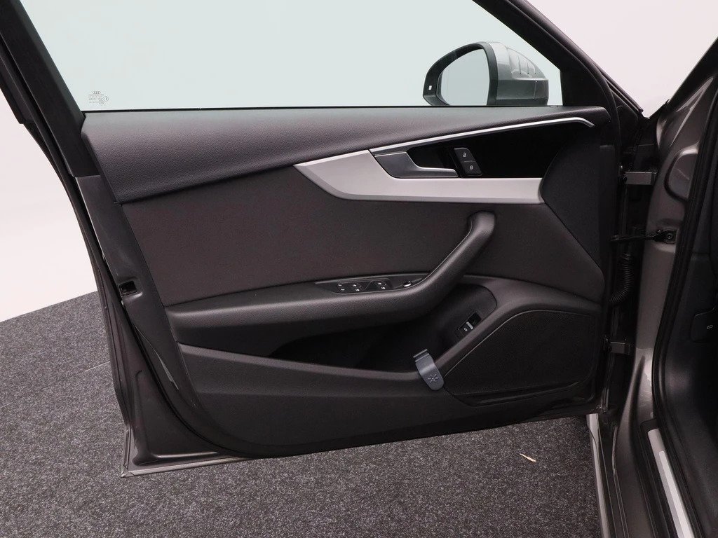 Audi A4 – foto 16