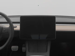 Tesla Model 3 – thumbnail 25