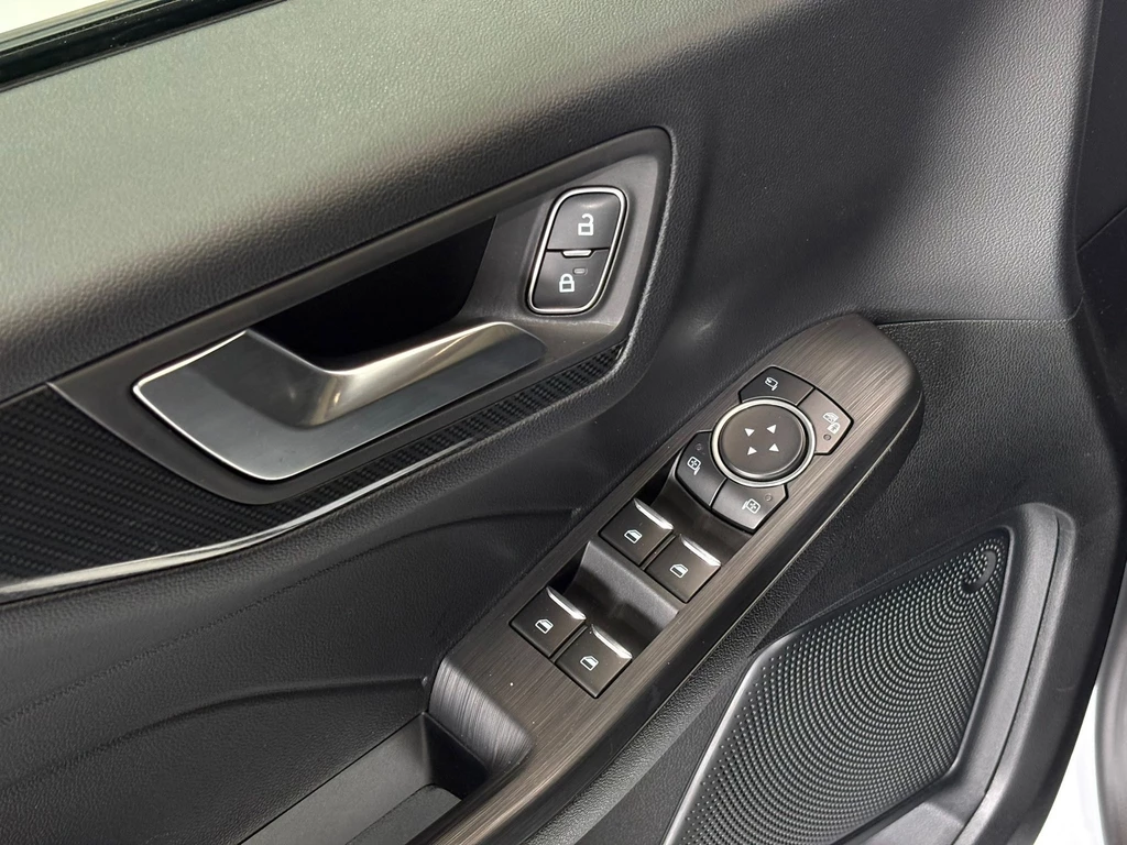 Ford Kuga – foto 18