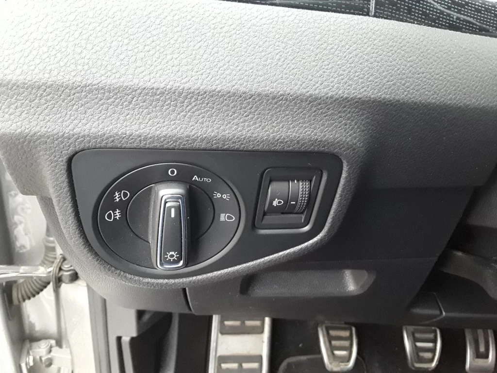 Volkswagen Golf Sportsvan – foto 24