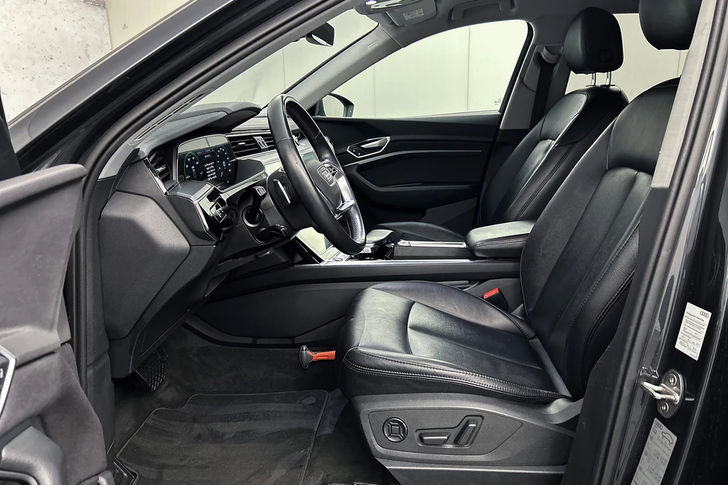 Audi e-tron – foto 30