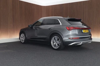 Audi e-tron – thumbnail 3