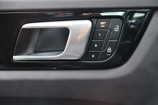 Porsche Cayenne – thumbnail 17