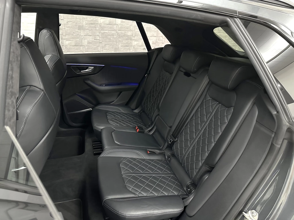 Audi Q8 – foto 11