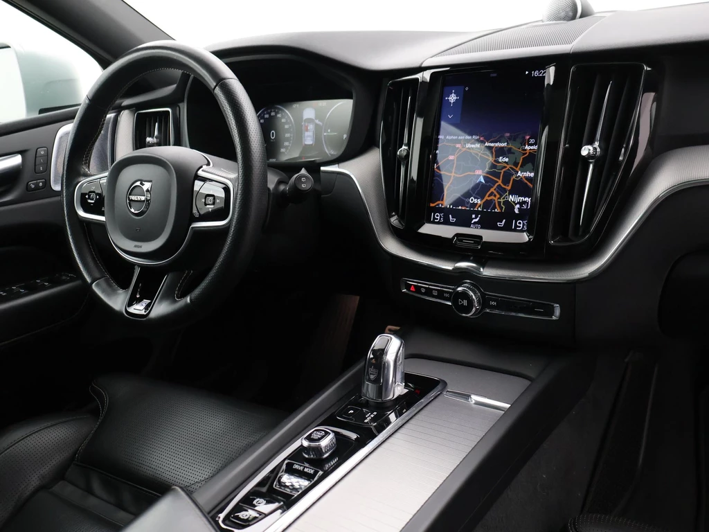 Volvo XC60 – foto 9