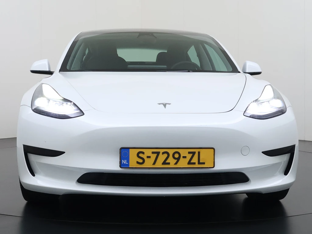 Tesla Model 3 – foto 10