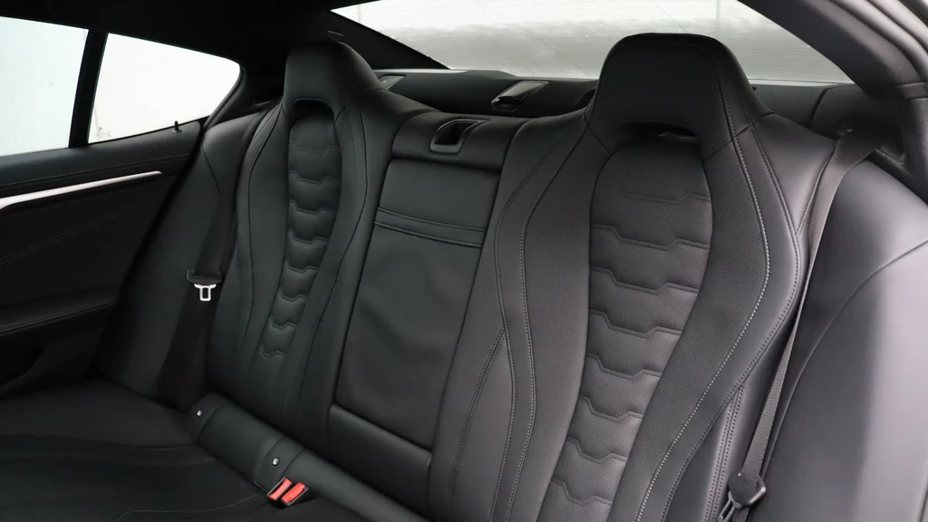 BMW 8 Serie – foto 32