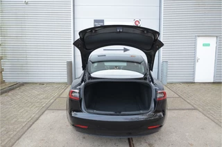 Tesla Model 3 – thumbnail 33