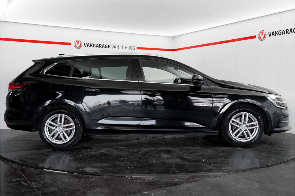 Renault Megane E-Tech – foto 6