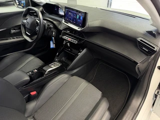 Peugeot 208 – thumbnail 30