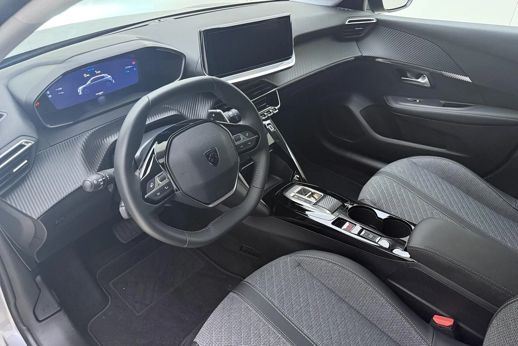 Peugeot 208 – foto 31