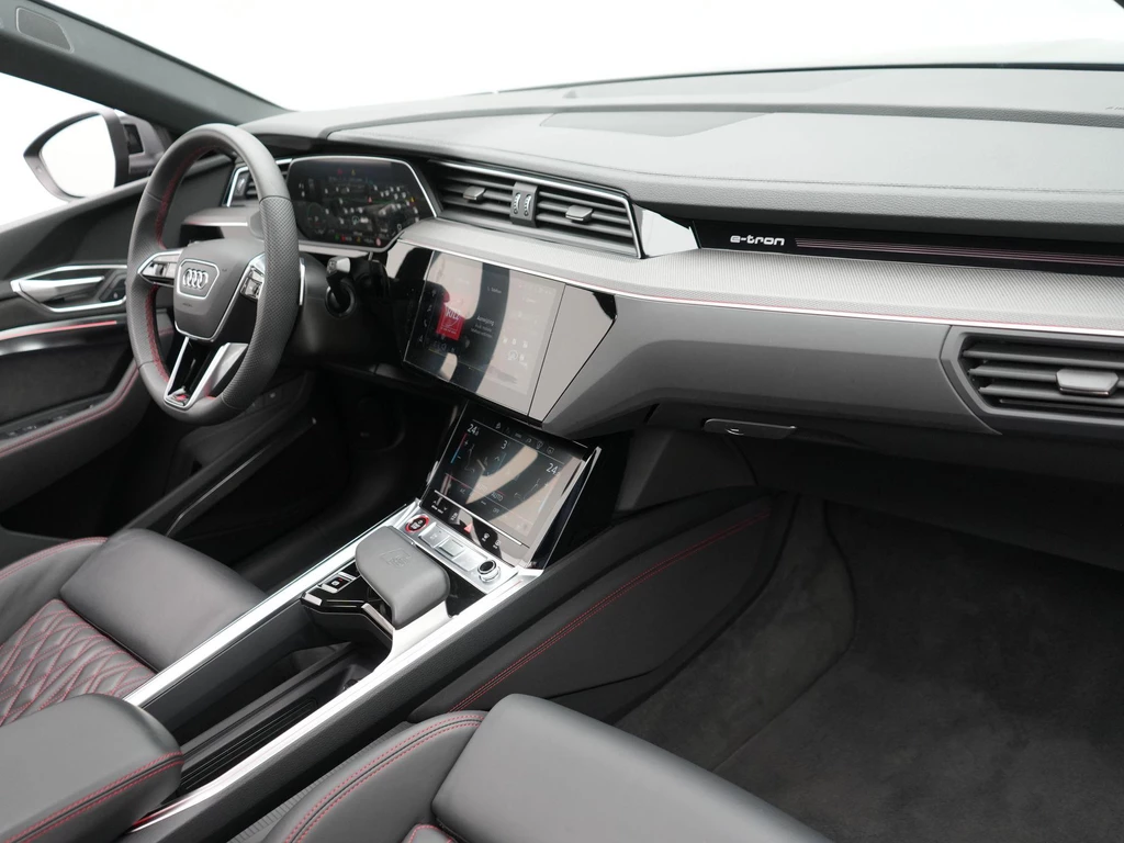 Audi Q8 Sportback e-tron – foto 59