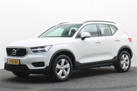 Volvo XC40 1.5 T2 Momentum Core Automaat Camera, Apple Carplay, Rijstrooksensor, LED, Climate, PDC