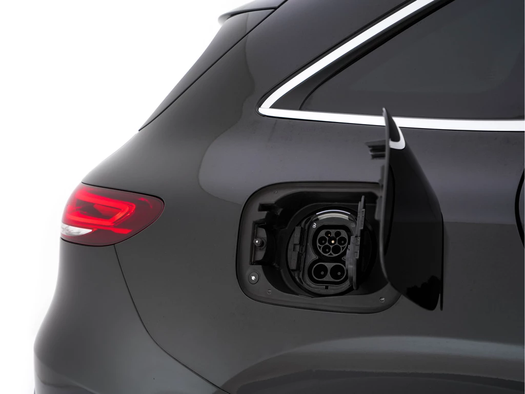 Mercedes-Benz EQC – foto 30