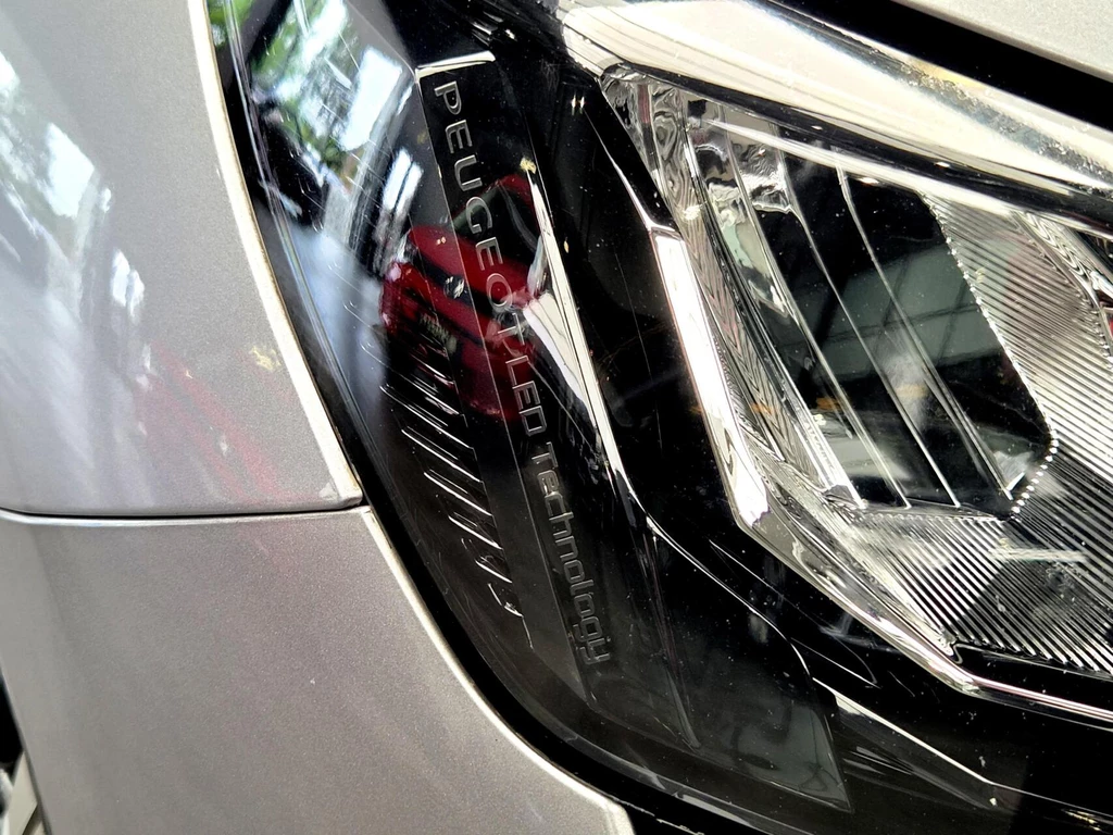 Peugeot 208 – foto 36