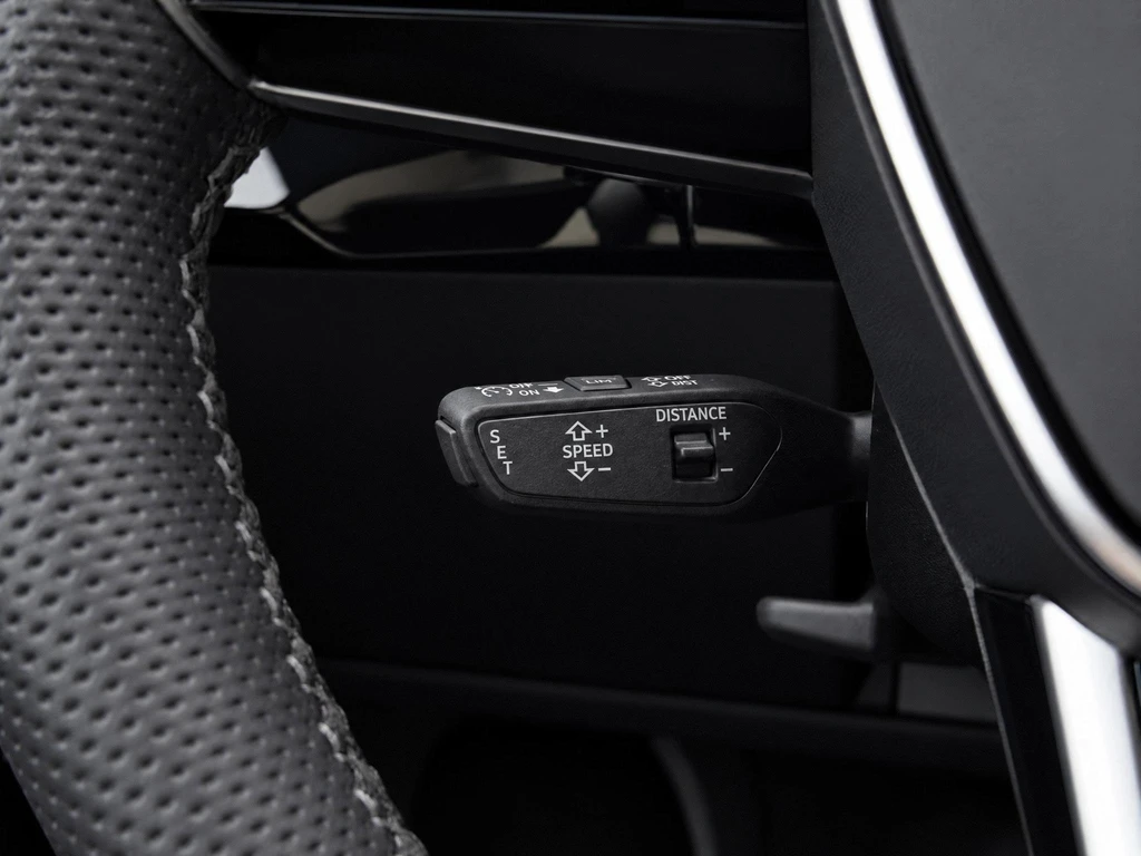 Audi Q8 e-tron – foto 19