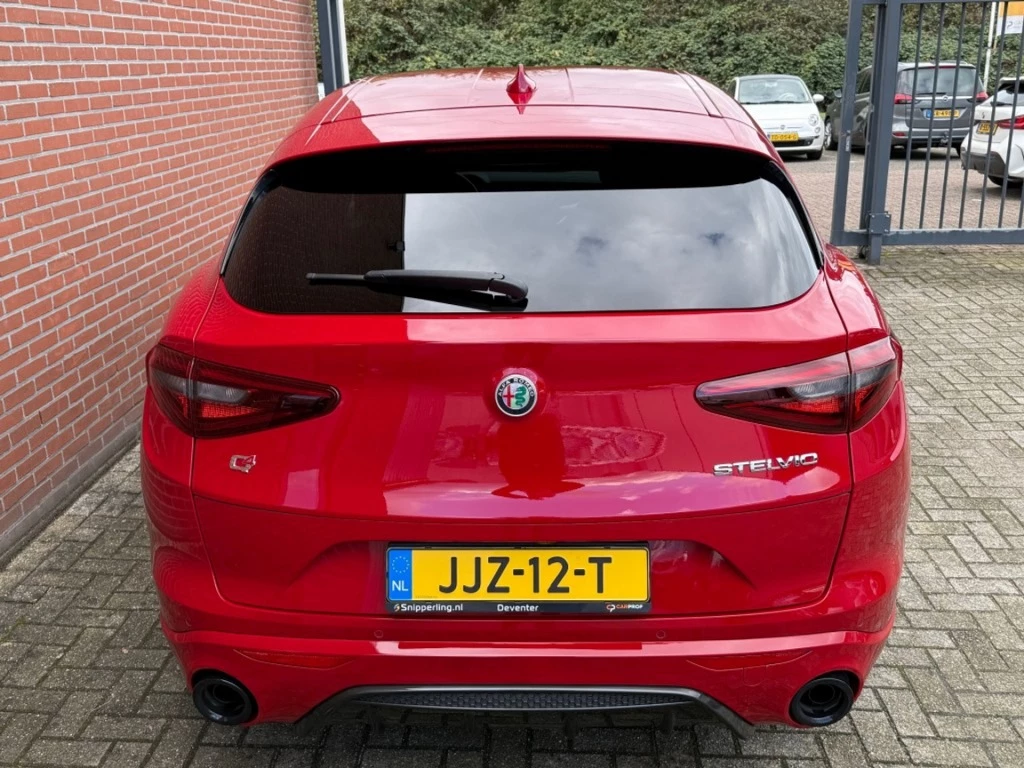 Alfa Romeo Stelvio – foto 5