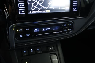 Toyota Auris – thumbnail 17