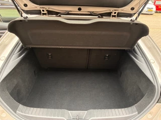 Mazda 3 – thumbnail 12