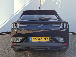 Ford Mustang Mach-E – thumbnail 5