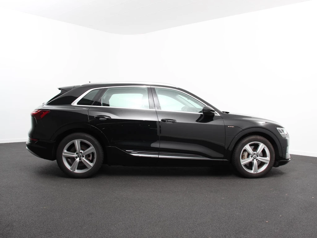 Audi e-tron – foto 8