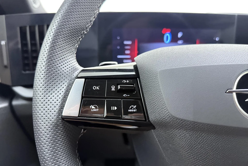 Opel Astra – foto 18