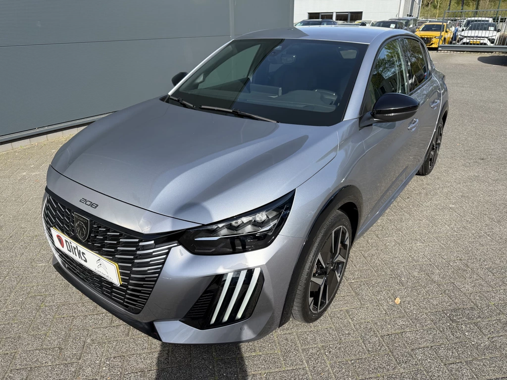 Peugeot 208 – foto 2