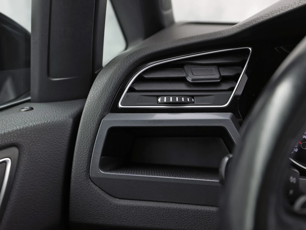 Volkswagen Touran – foto 30
