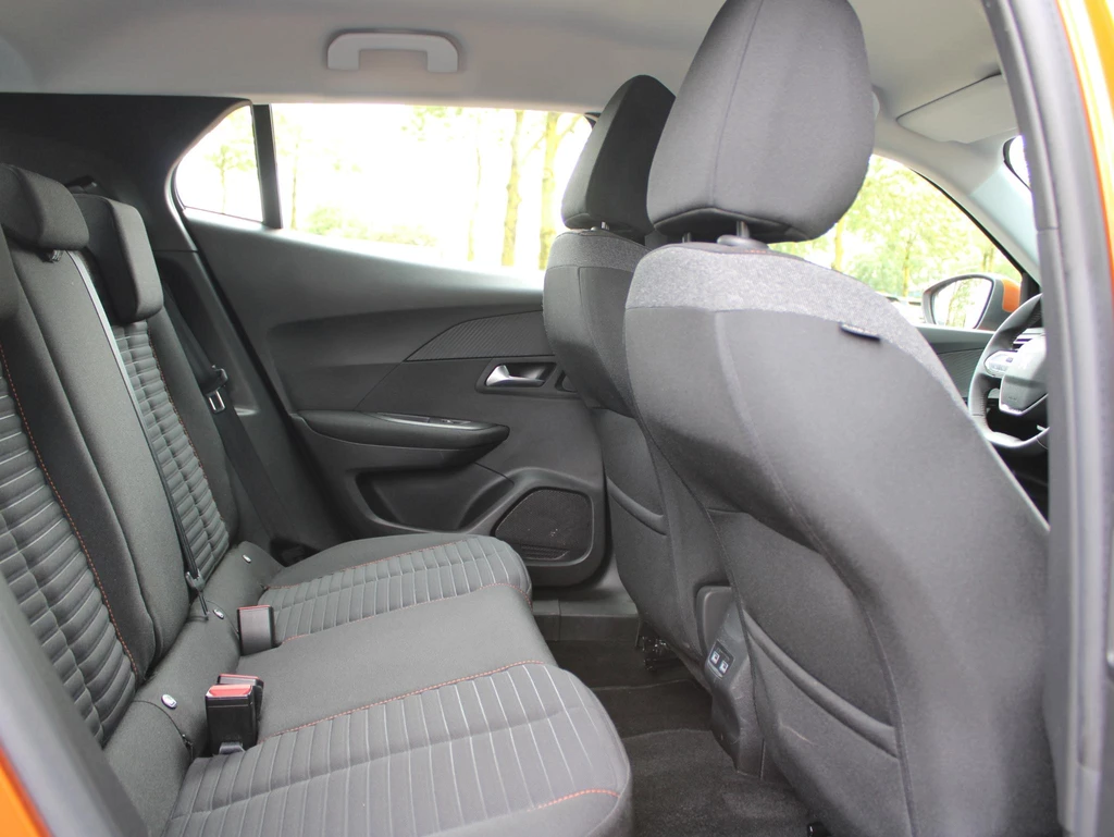 Peugeot e-2008 – foto 10