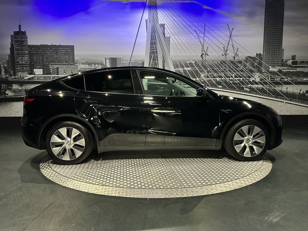 Tesla Model Y – foto 14