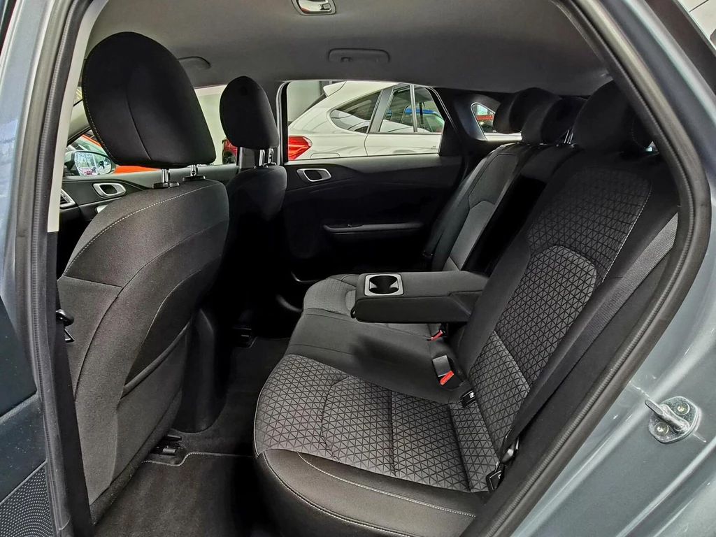 Kia Ceed – foto 13
