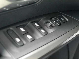 Peugeot e-3008 – thumbnail 14