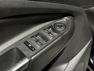 Ford Kuga – thumbnail 32