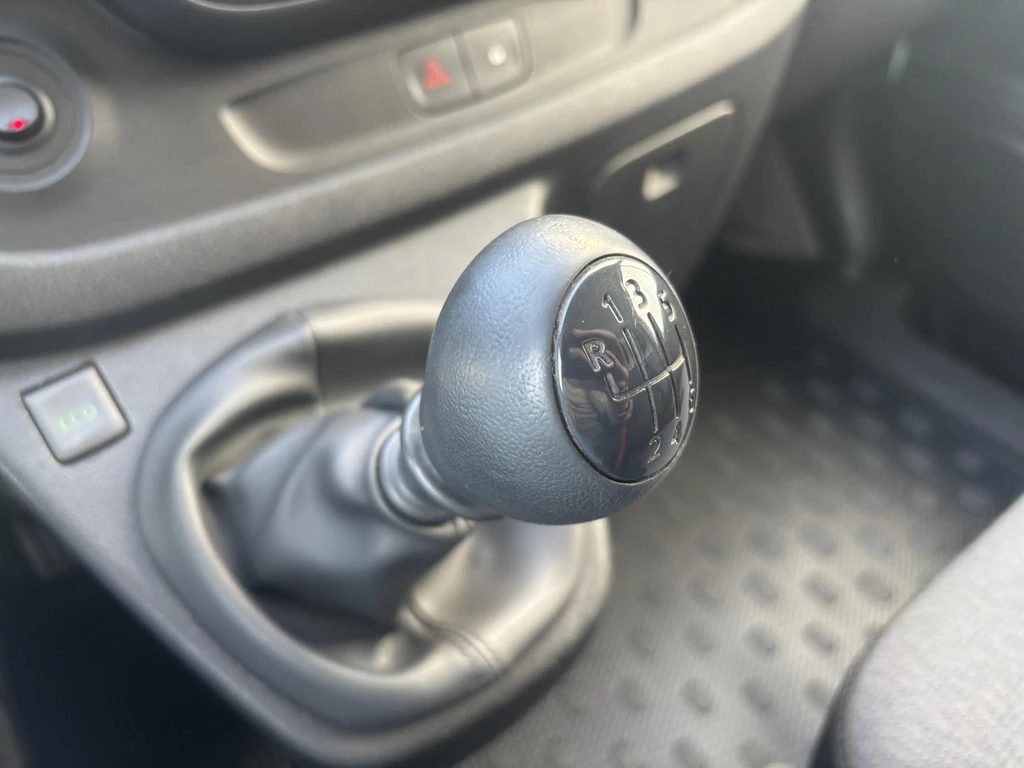 Opel Vivaro – foto 24