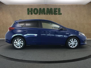 Toyota Auris – thumbnail 7