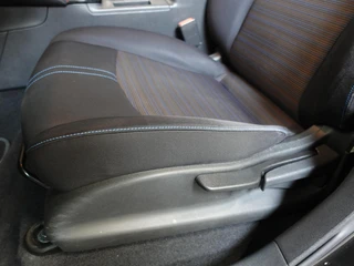 Nissan Leaf – thumbnail 18