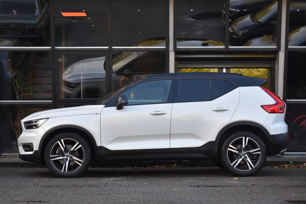 Volvo XC40 – foto 3
