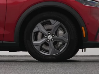 Ford Mustang Mach-E – thumbnail 43