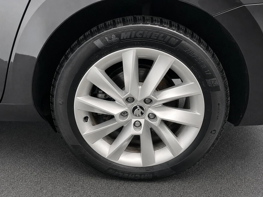 Škoda Superb – foto 41