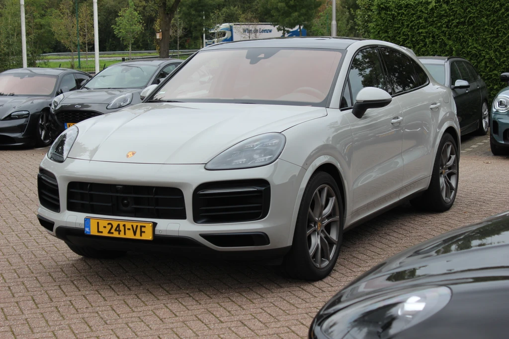 Porsche Cayenne – foto 1
