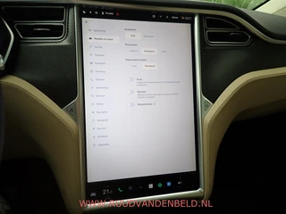 Tesla Model X – thumbnail 24