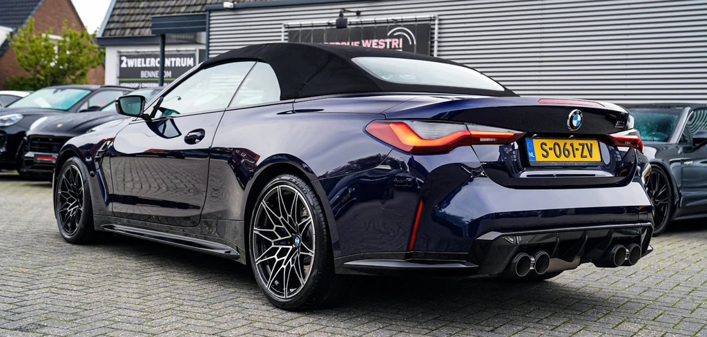BMW M4 – foto 11