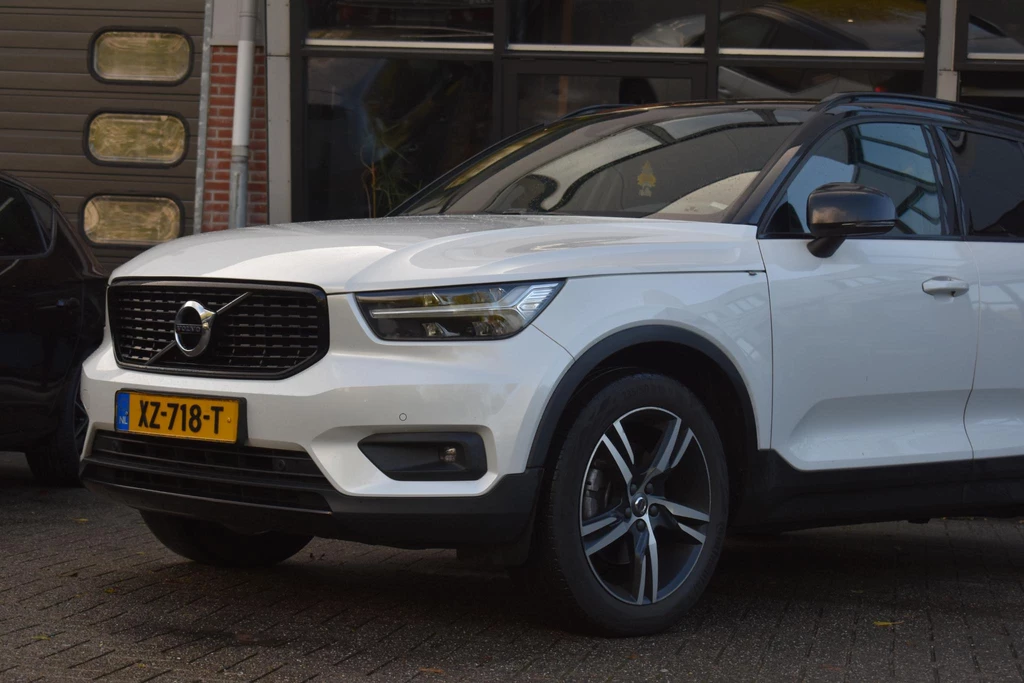 Volvo XC40 – foto 2