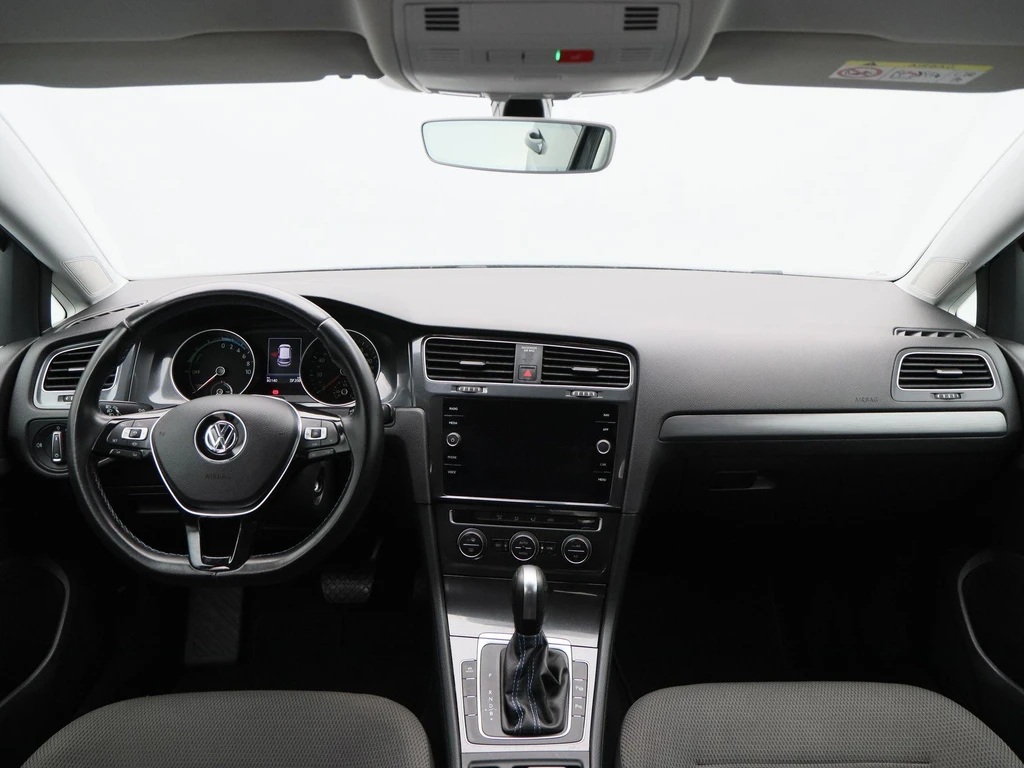 Volkswagen e-Golf – foto 32