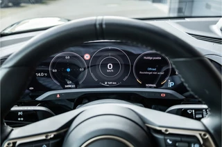 Porsche Taycan – thumbnail 16
