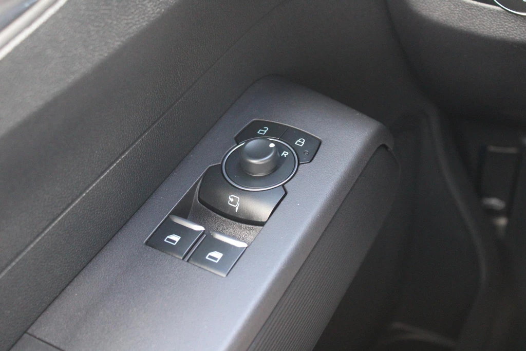Ford E-Transit Courier – foto 12