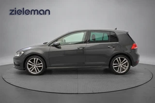 Volkswagen Golf – thumbnail 2