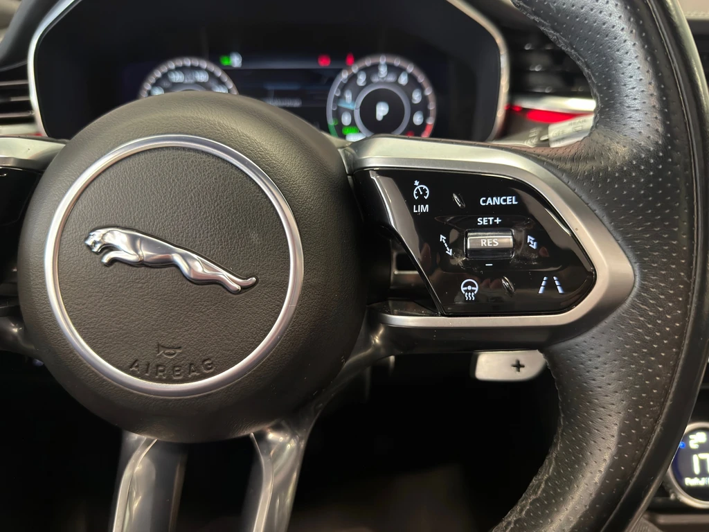 Jaguar F-PACE – foto 24